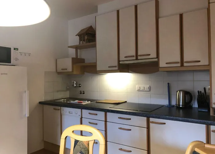 Megi * קרנייסקה גורה